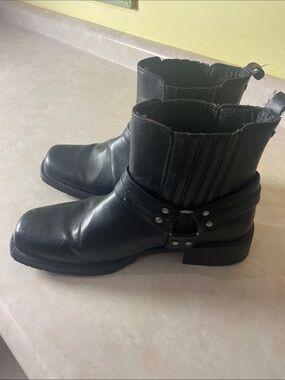 Black Leather-Like Ankle Harness Boots Cowboy Style - Men’s Size 11M